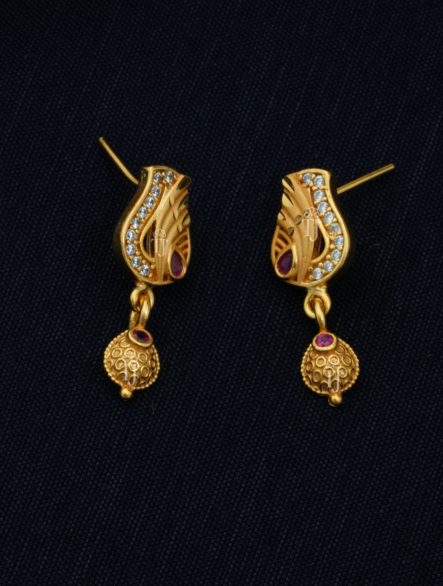 1 Gram Gold Pendant for Ladies | Stylish Gold-Plated Pendant