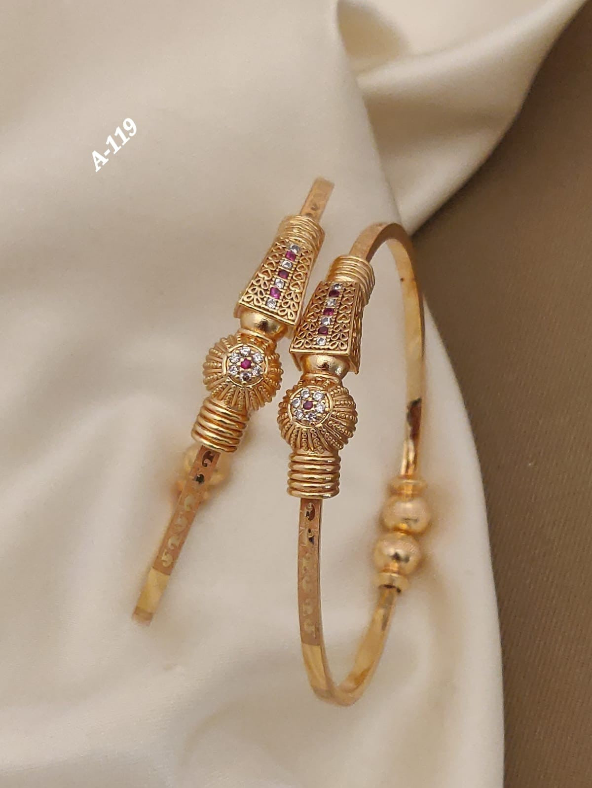 Stylish Adjustable Bracelets For Women & Girls Pack Of 2 Piece (1 Pair)