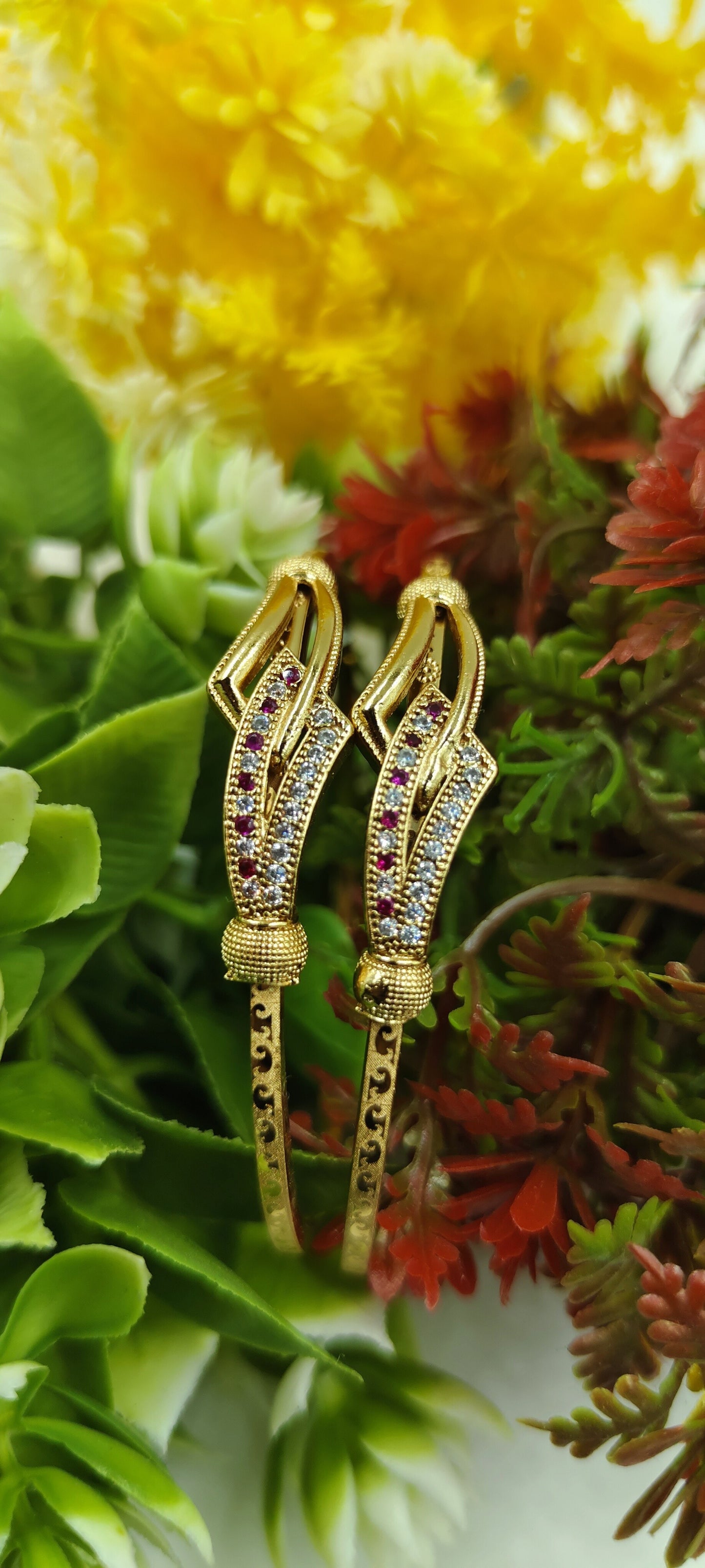 Stylish Adjustable Bracelet For Women & Girls Pack Of 2 Piece (1 Pair)