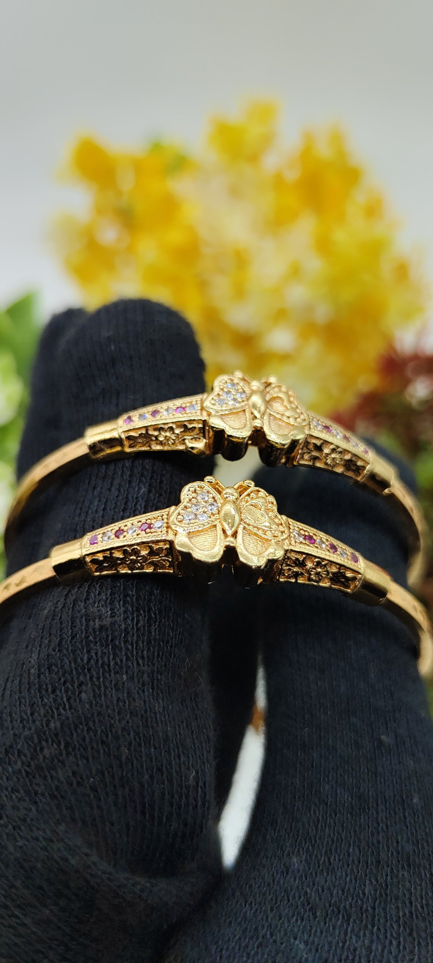 Stylish Adjustable Bracelet For Women & Girls Pack Of 2 Piece (1 Pair)