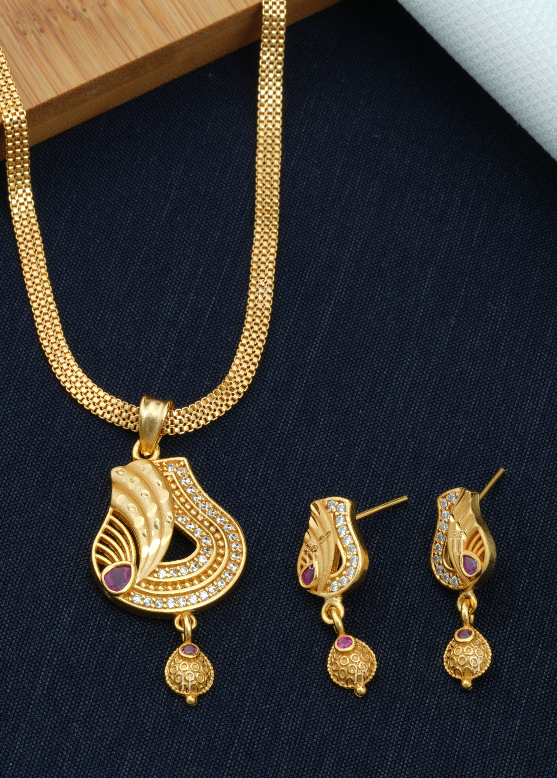 1 Gram Gold Pendant for Ladies | Stylish Gold-Plated Pendant