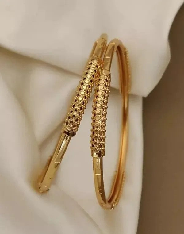 Beautiful Designer Bangles With Forming Gold Plated pack of 2 Piece (1 pair)