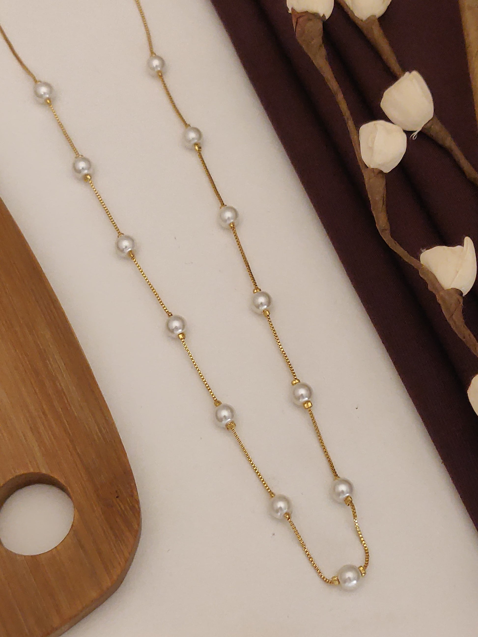 Luxury Gold Pearl Strand Necklace – Elegant Gift for Her