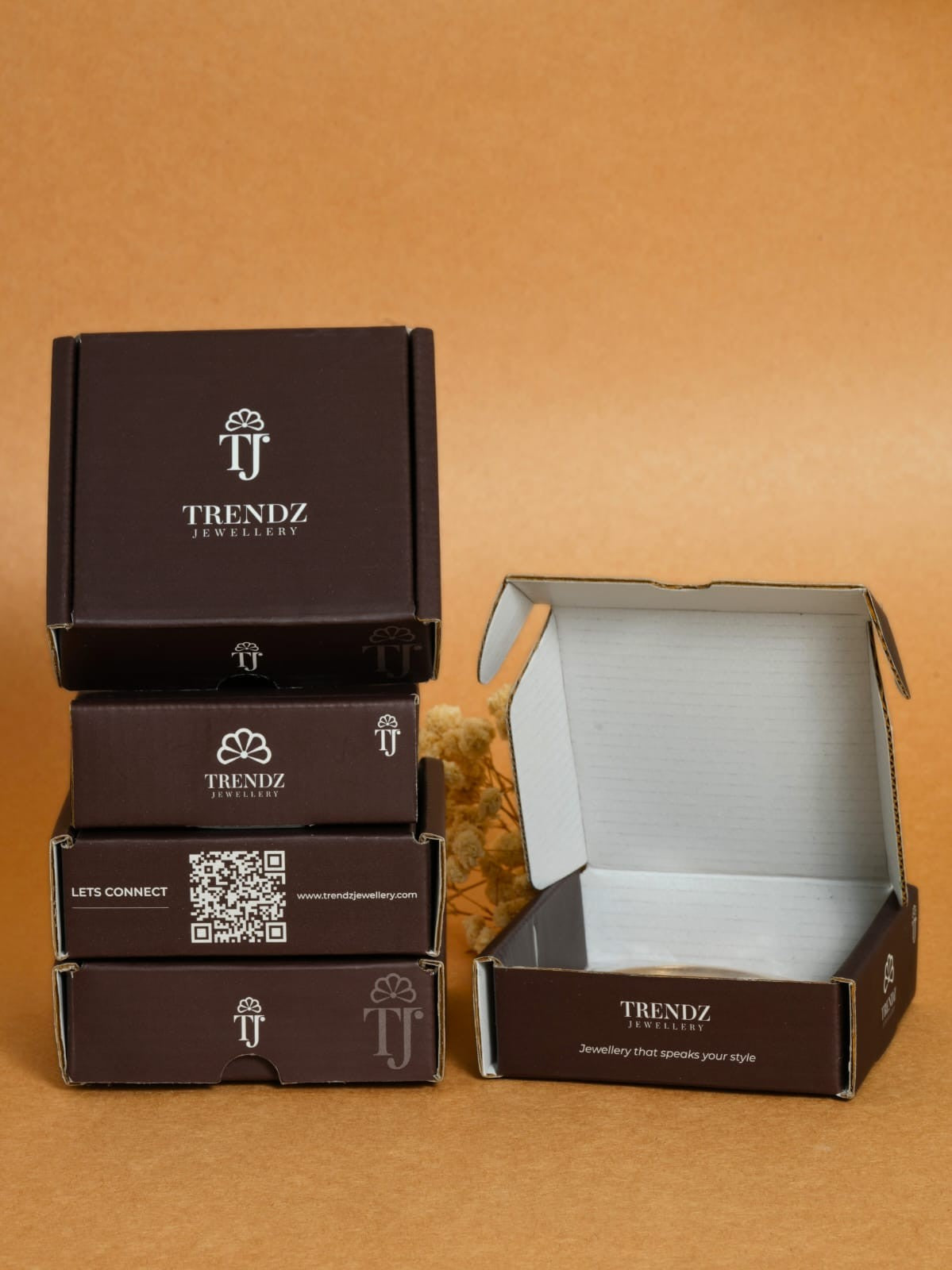 Stylish Party Wear Rajwadi Bangles Combo With American Diamond Stones pACK OF 4 PIS ( 2 Pair )