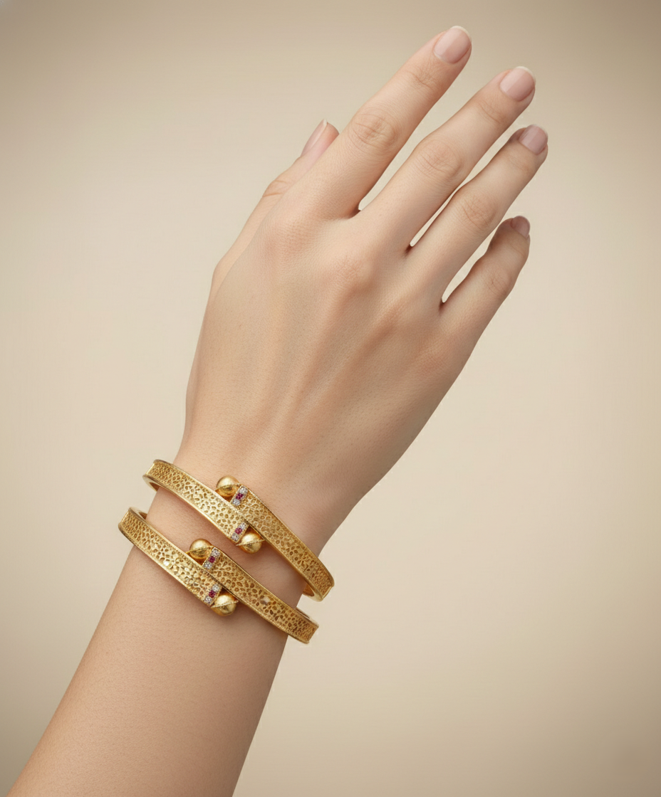 Beautiful Designer Bangles Pack Of 2 Piece (1 Pair)