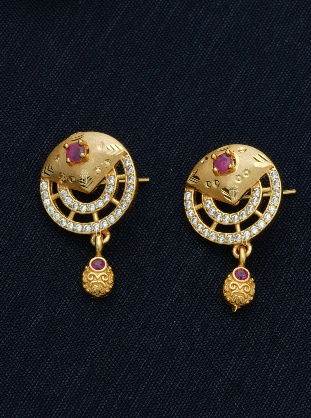 Stylish Pendant Set Artificial for Women | Dazzling Pendant and Earrings Set