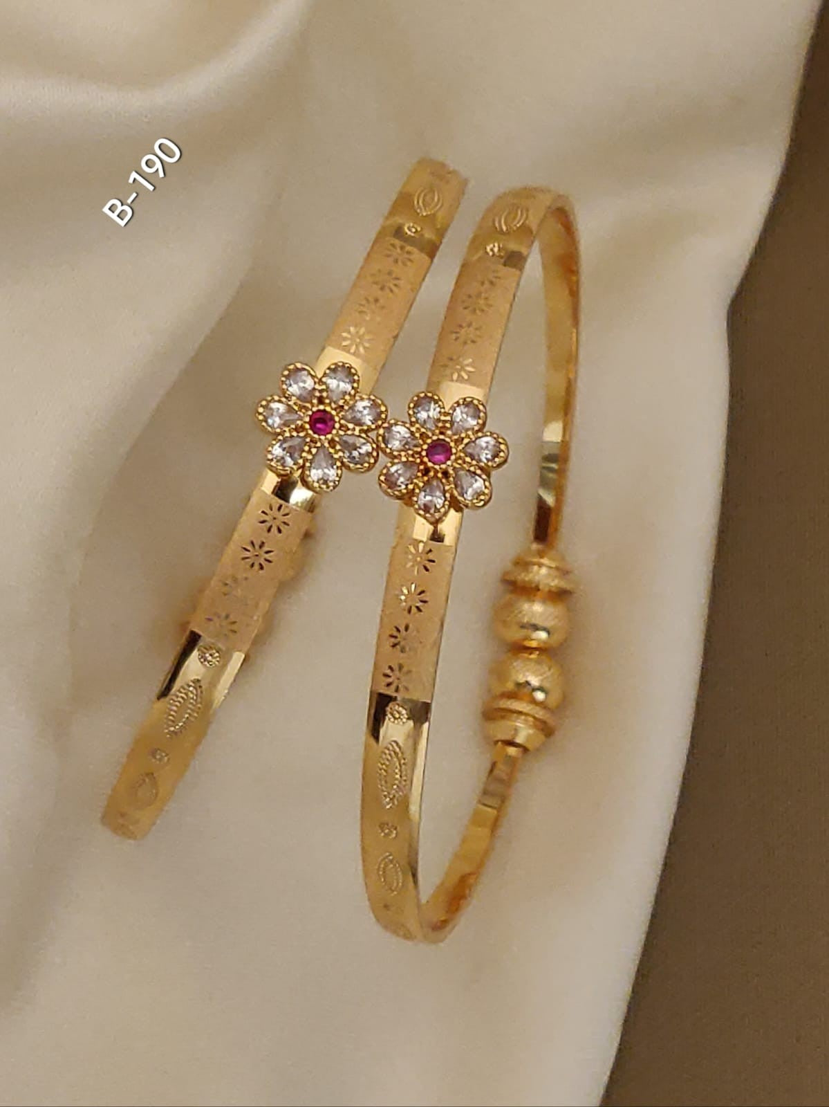 Stylish Daily Wear Adjustable Bracelets For Women & Girls Pack Of 4 Piece ( 2 Pair)