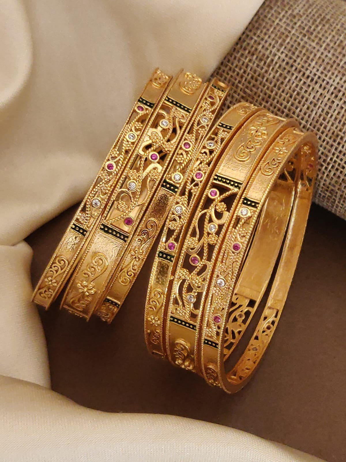 Bridal Chuda With American Diamond Stones ( 6 Pis )