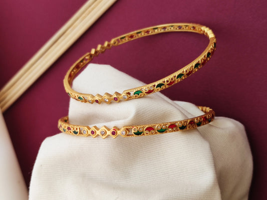 Stylish Beautiful Designer Daily Wear Bangles With Micro Gold Plating pack of 2 pis (1 pair)