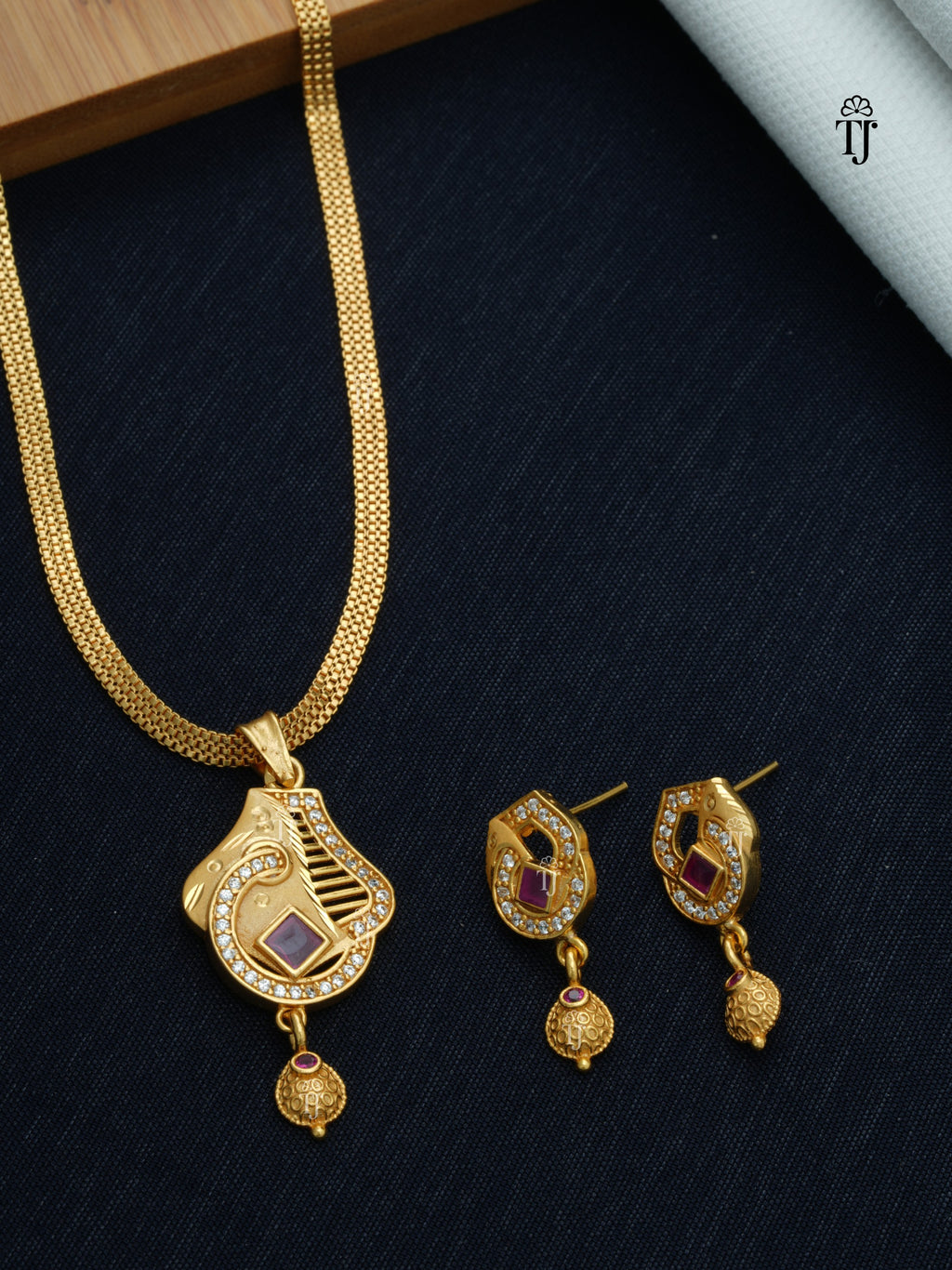 Gold Plated Necklace Set for Women | Radiant Necklace and Earrings Set