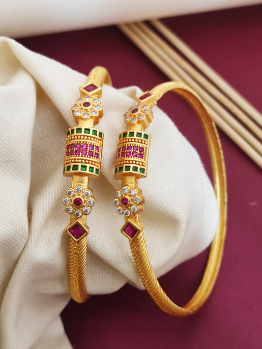 Beautiful Designer Bangles With Ruby Stone Pack Of 2 Pis ( 1 Pair )