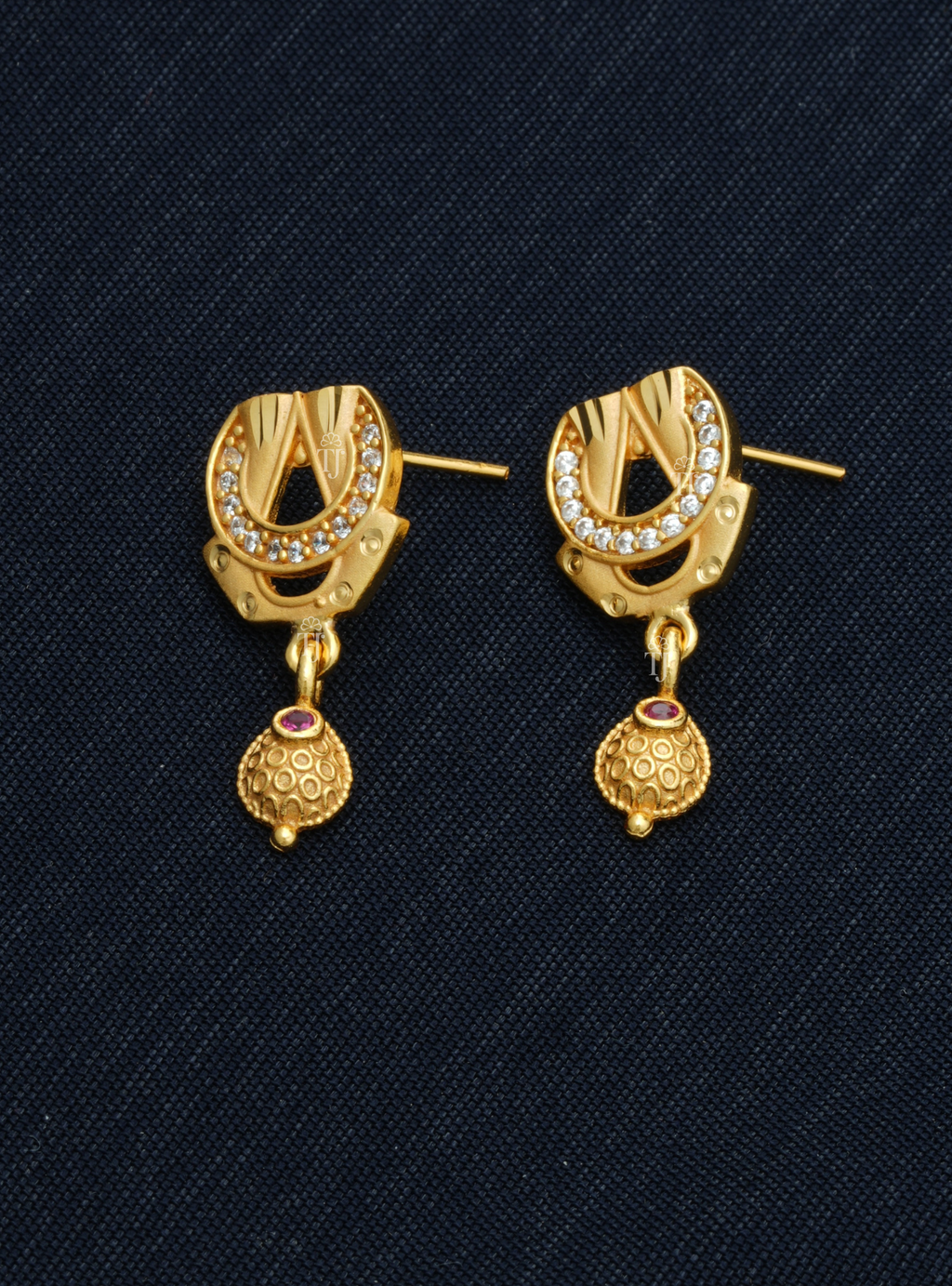 1gm Gold Plated Pendant Set for Women | Radiant Pendant and Earrings Set